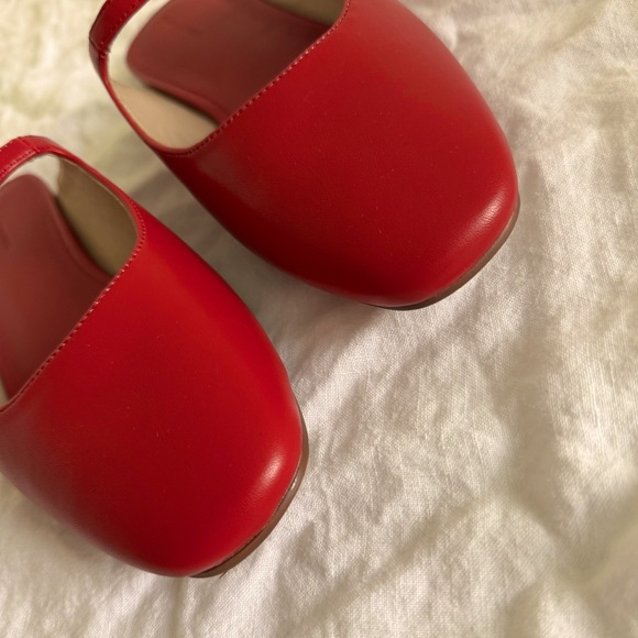 Elegant Red Women's Mules - Picture 3 of 7